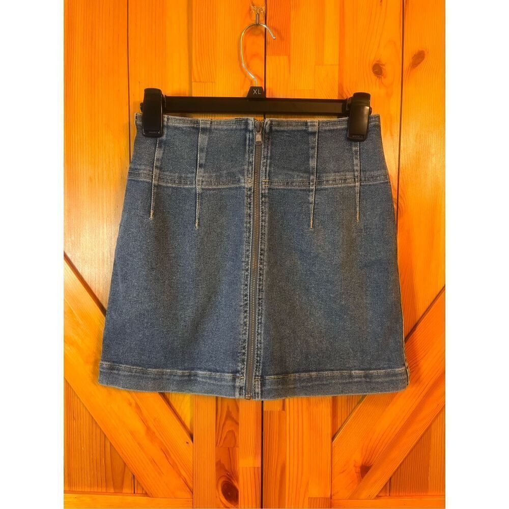 Free People We The Free Mini Denim Skirt Size 26 Stretch Front Zipper (3585)